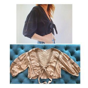 American Eagle Outfitters cropped peasant blouse tie front lace detail Beige M